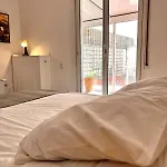 Acojedor Apartamento, Centro Con Patio