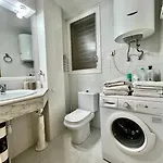 Acojedor Apartamento, Centro Con Patio