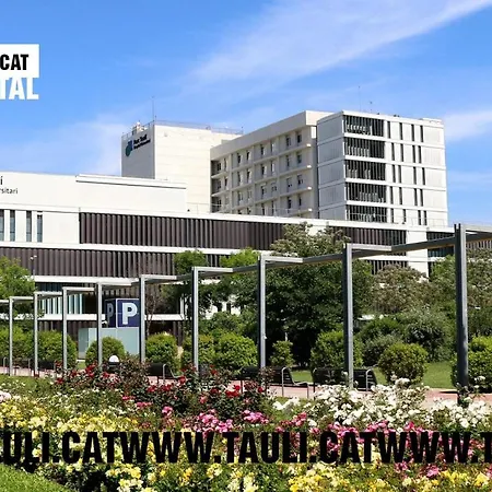 Acojedor Apartamento, Centro Con Patio * 사바델