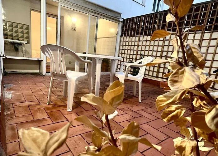 Acojedor Apartamento, Centro Con Patio * 사바델