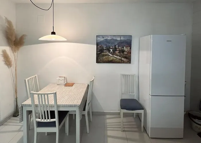 아파트 Acojedor Apartamento, Centro Con Patio *