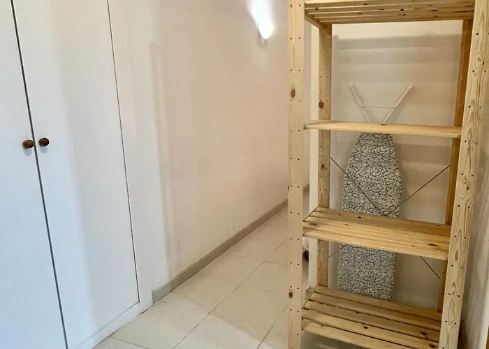 Acojedor Apartamento, Centro Con Patio 아파트